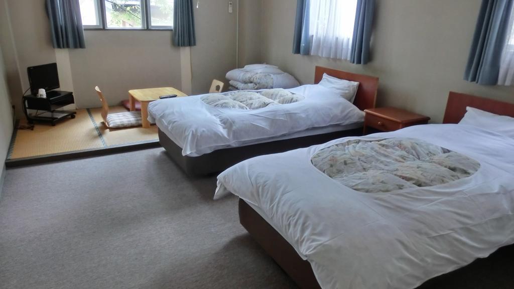 Oomukou Ryokan Hakuba Esterno foto