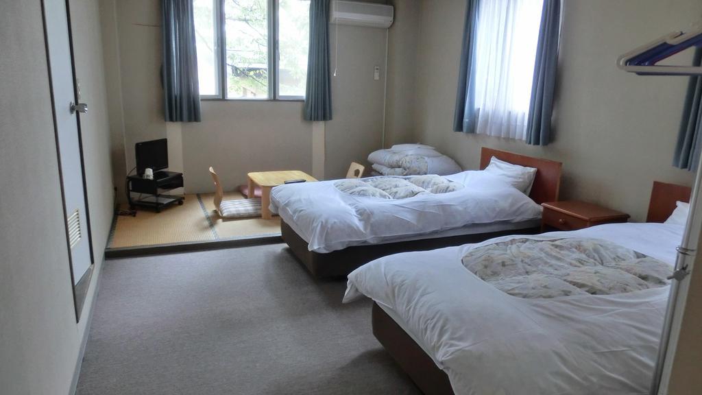 Oomukou Ryokan Hakuba Esterno foto
